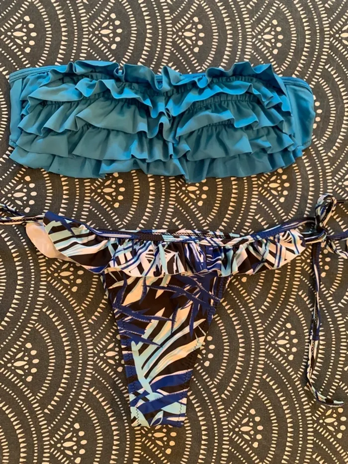Maillot 2 pièces bleu taille L