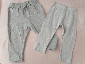2 pantalons fin 12 mois