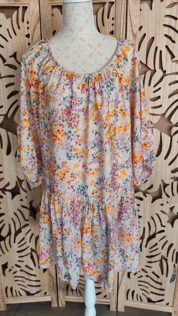 robe fleurie, coupe ample manches 3 quart Taille M H&M