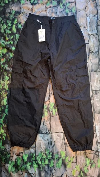 Pantalon cargo parachute noir don’t call me Jennyfer