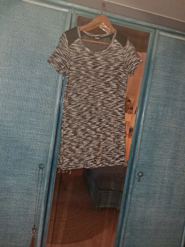 Robe de la marque Jennifer taille s