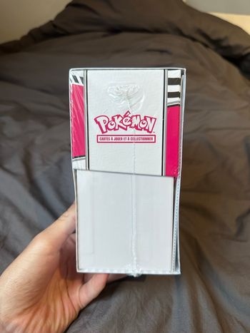 Etb Flammes blanches