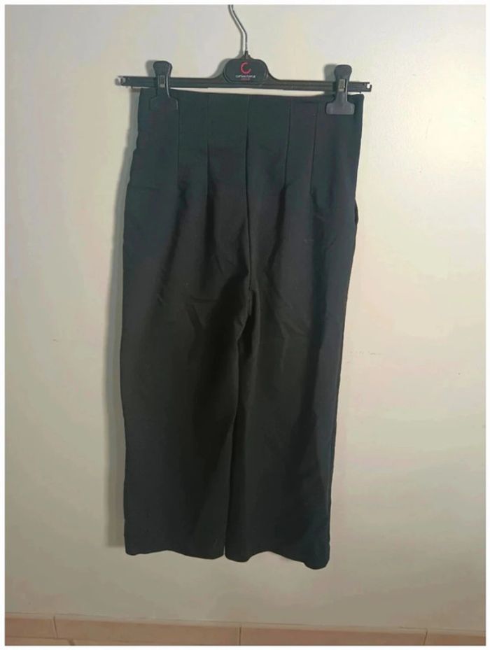 C11 pantalon noir Stradivarius 34 - photo numéro 2
