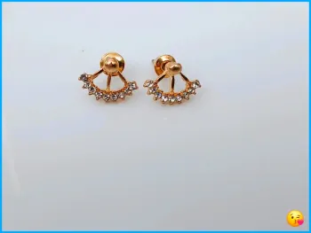 Boucles d’oreilles puces éventail strass chic et moderne
