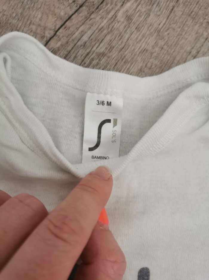 Lot de 2 bodies à MC 6 mois - photo numéro 5
