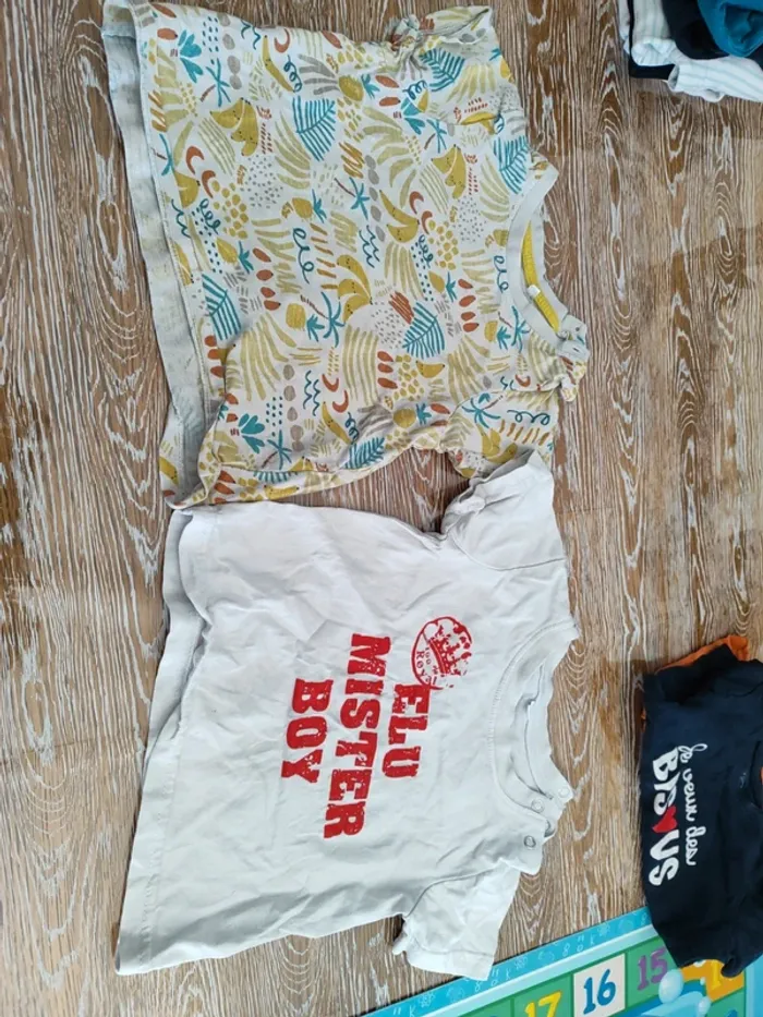 🍁 lot de 5 tee-shirts manches courtes 18 mois 🍁 - photo numéro 4