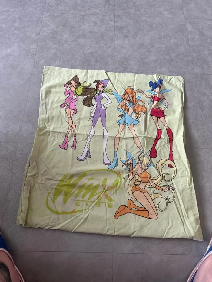 T d’oreiller winx - photo numéro 2