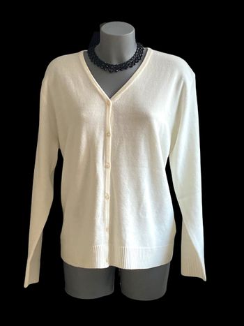 Petit gilet écru T2 petite tâche au niveau d’un bouton, écru, gilet, vintage, hiver, femme, manche l