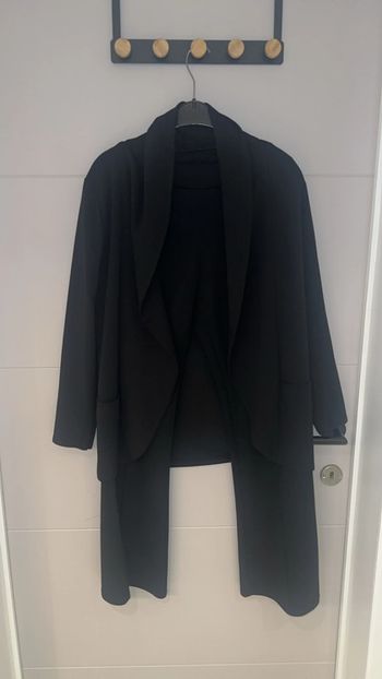Ensemble pantalon fluide + veste élégante