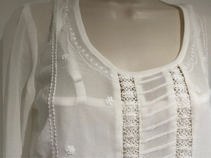 Tunique blanc cassé crème dentelles bohème, avec Top, incorporé Naf Naf taille 36 - photo numéro 13