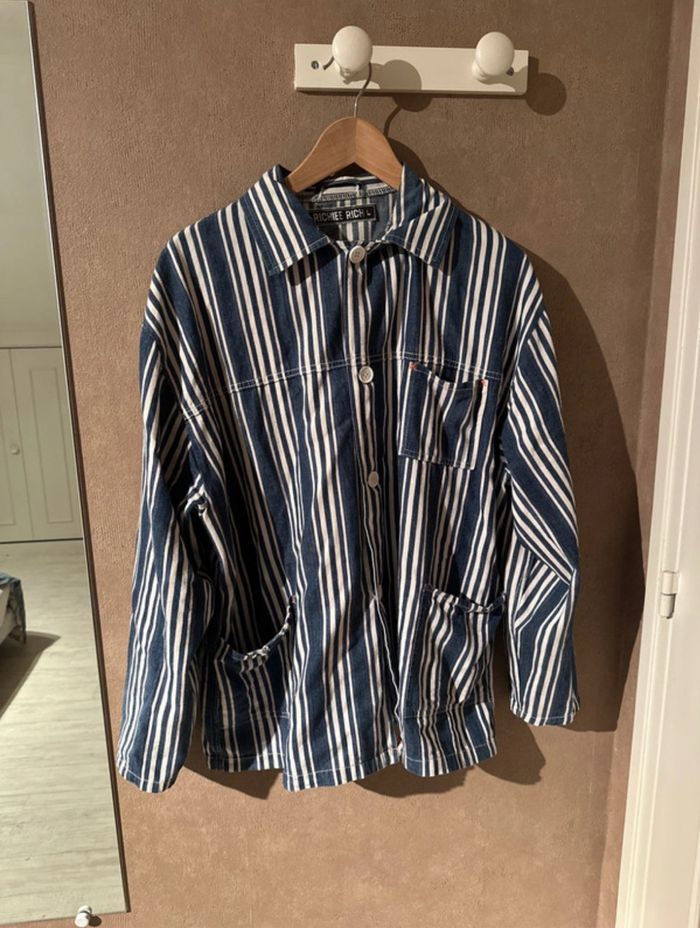 Chemise à rayures bleus et blancs