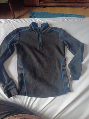 Pull polaire à fermeture