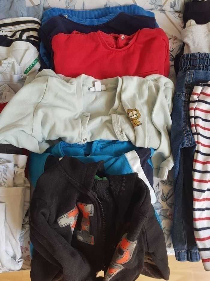 Lot de vêtements + de 30 articles ) pour bébé garçon 9-12mois - photo numéro 4