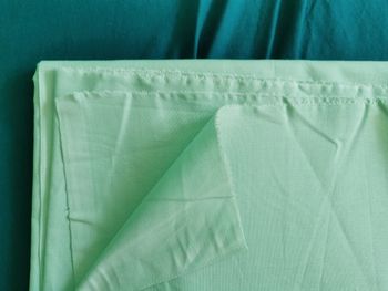 Gros coupon tissu coton uni menthe  300cmx150cm