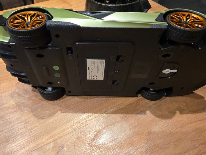 Lamborghini radio commandée - photo numéro 5