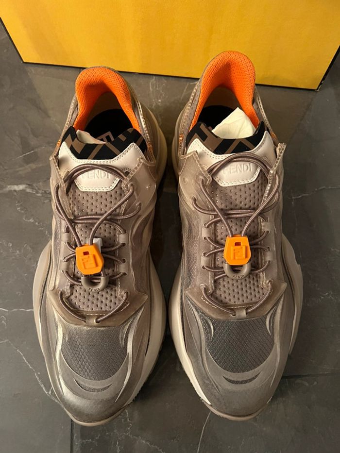 Fendi Runner Low Top Gris cendré/Orange - photo numéro 4