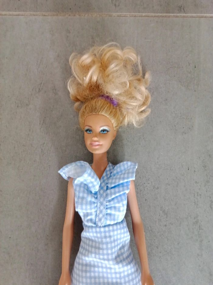 Poupée Barbie - photo numéro 2