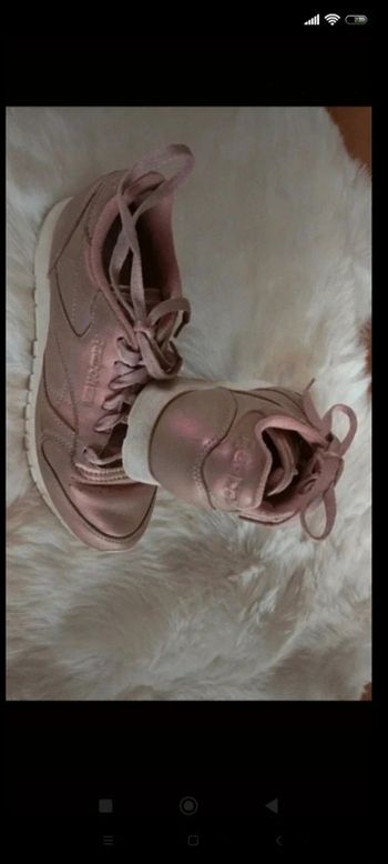 Basket Reebok t 36 rose nacré