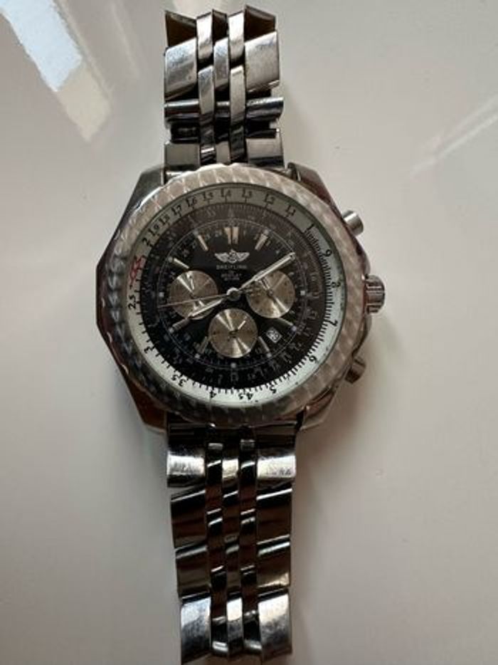 Montre chic pour homme - photo numéro 4