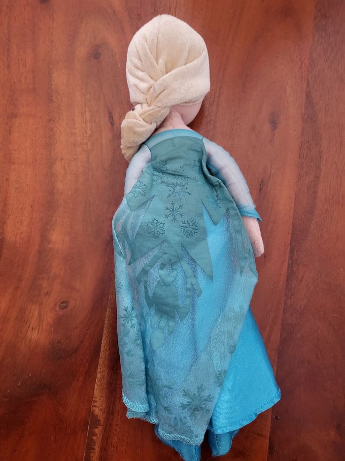 Peluche Elsa reine des neiges - photo numéro 2