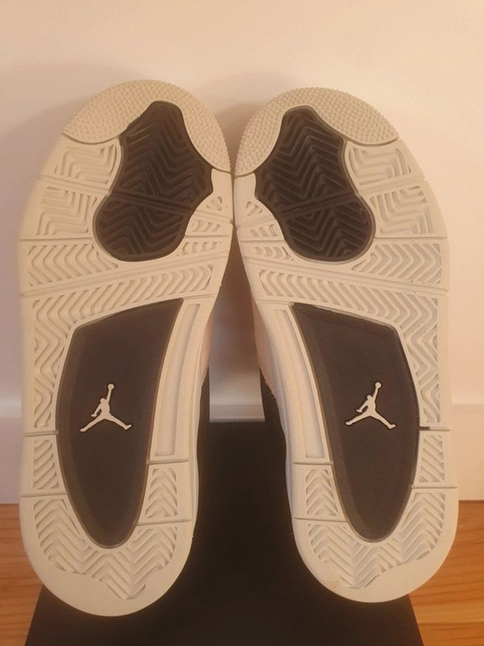 Nike Jordan 4 RM (35) - photo numéro 6