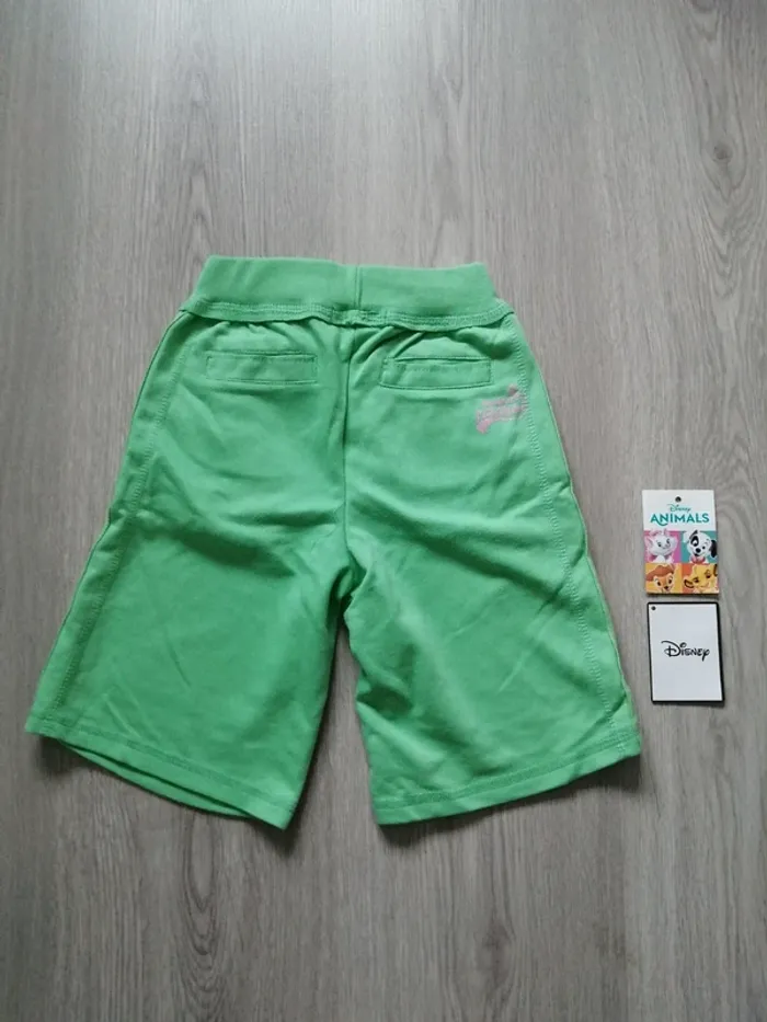 Bermuda vert avec poches et lien à nouer à la taille détails fleurs / kiss melody / (5ans) - photo numéro 2