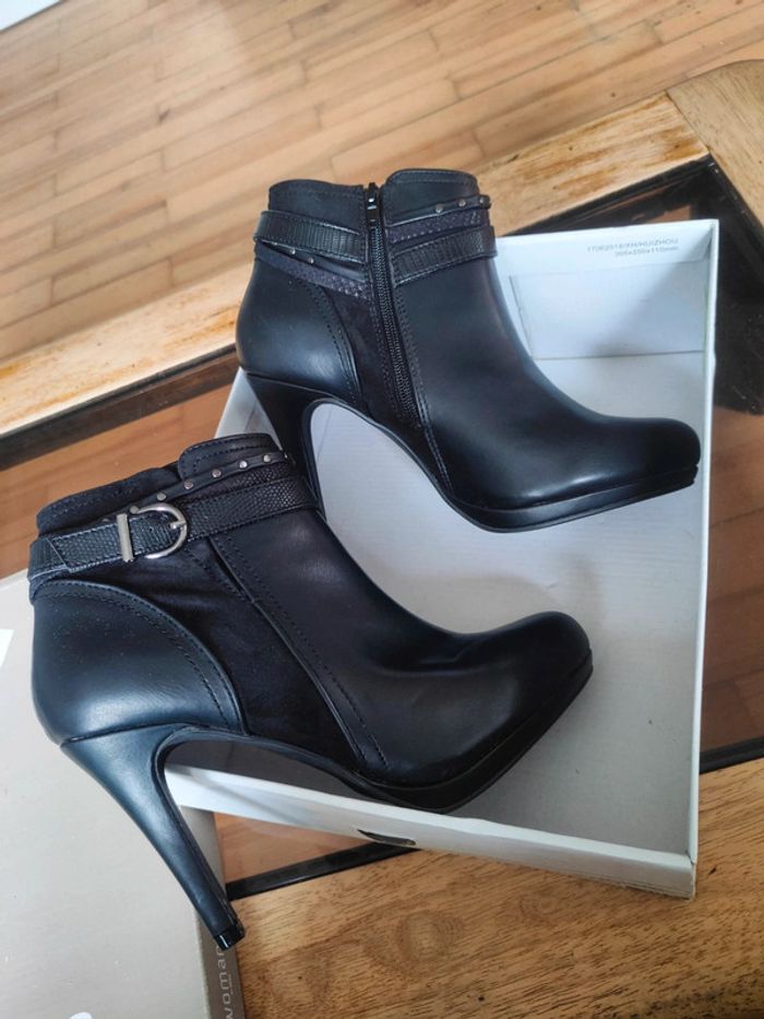NEUF - Bottines noires à talons - photo numéro 10