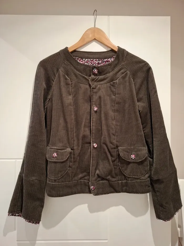Veste de créateur gris foncé/ tissu fleuri - 36
