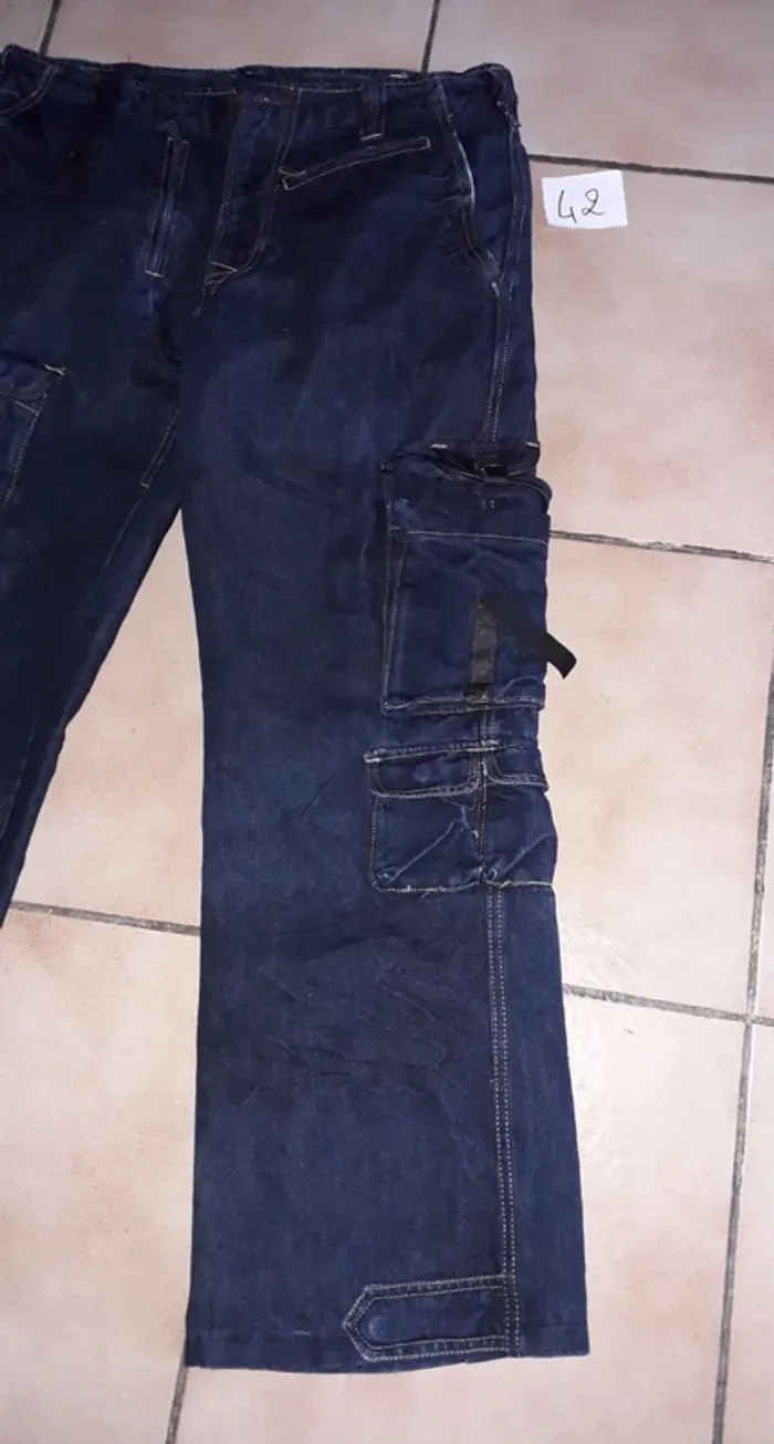 Jean homme T 42 - photo numéro 2