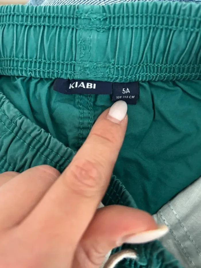 Short garçon taille 5 ans - photo numéro 3