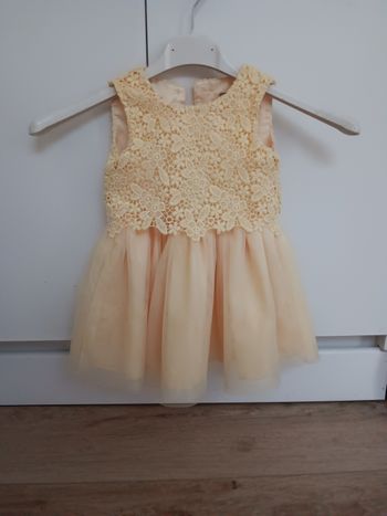 Robe cérémonie jaune