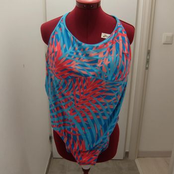Maillot de bain une pièce à bretelles