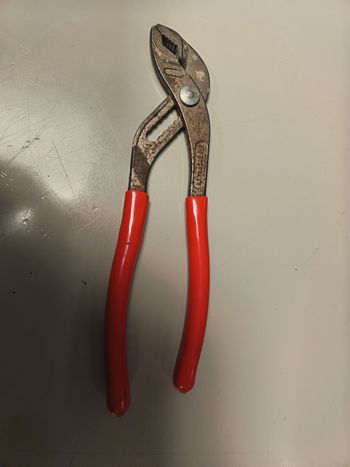 Pinces multiprises facom