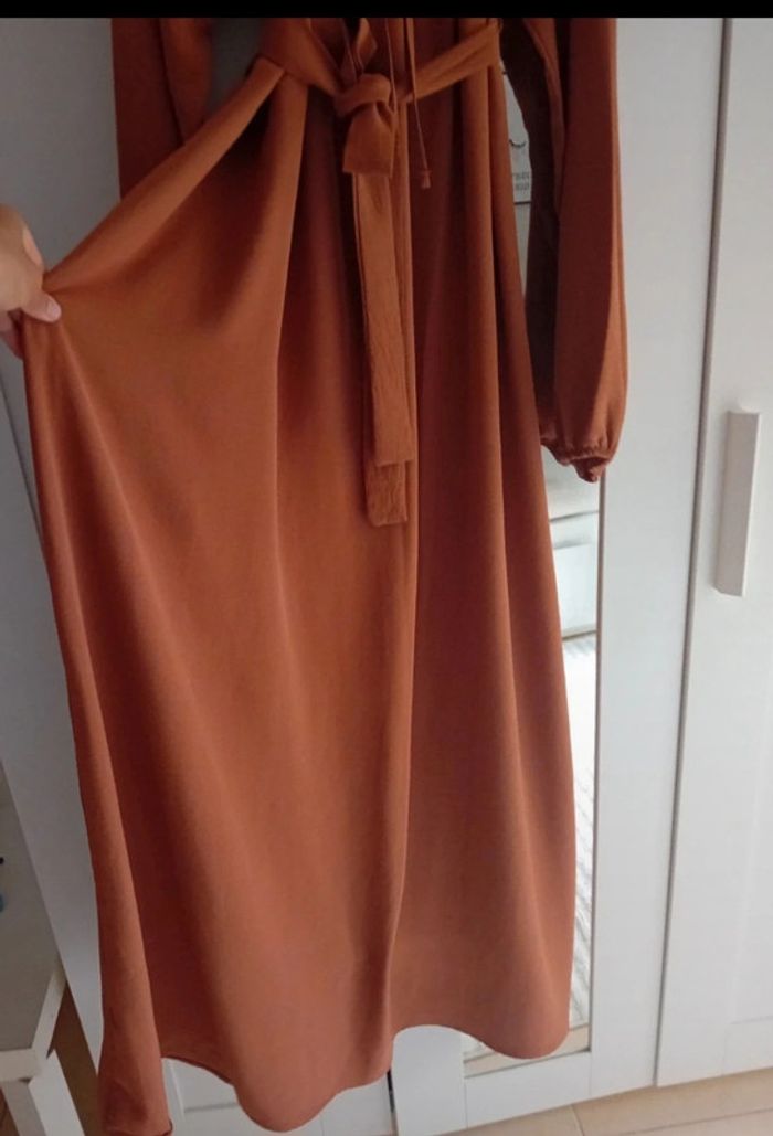 Très belle robe longue t.38 Modanisa 🍂🌼 - photo numéro 3