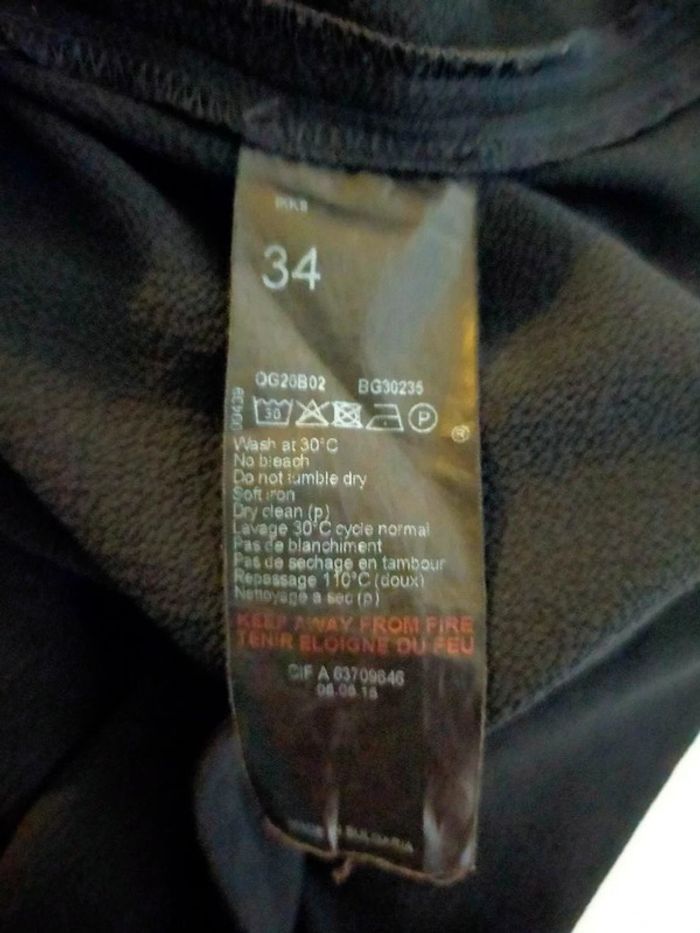 Robe noire drapée IKKS – T. 34 - photo numéro 16