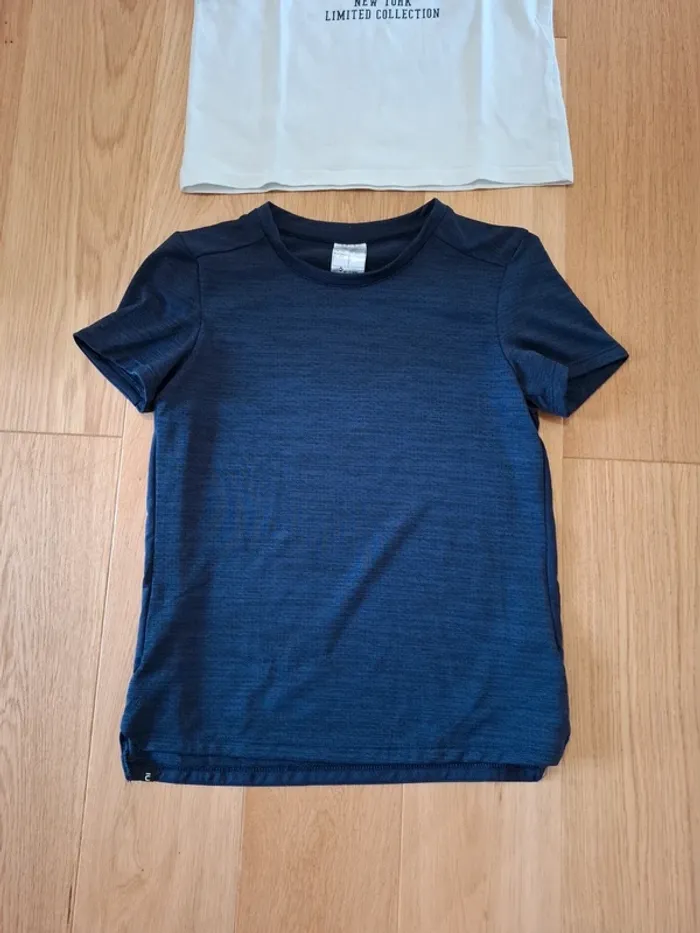 Lot 2 t-shirts 8ans - Très bon état - photo numéro 3