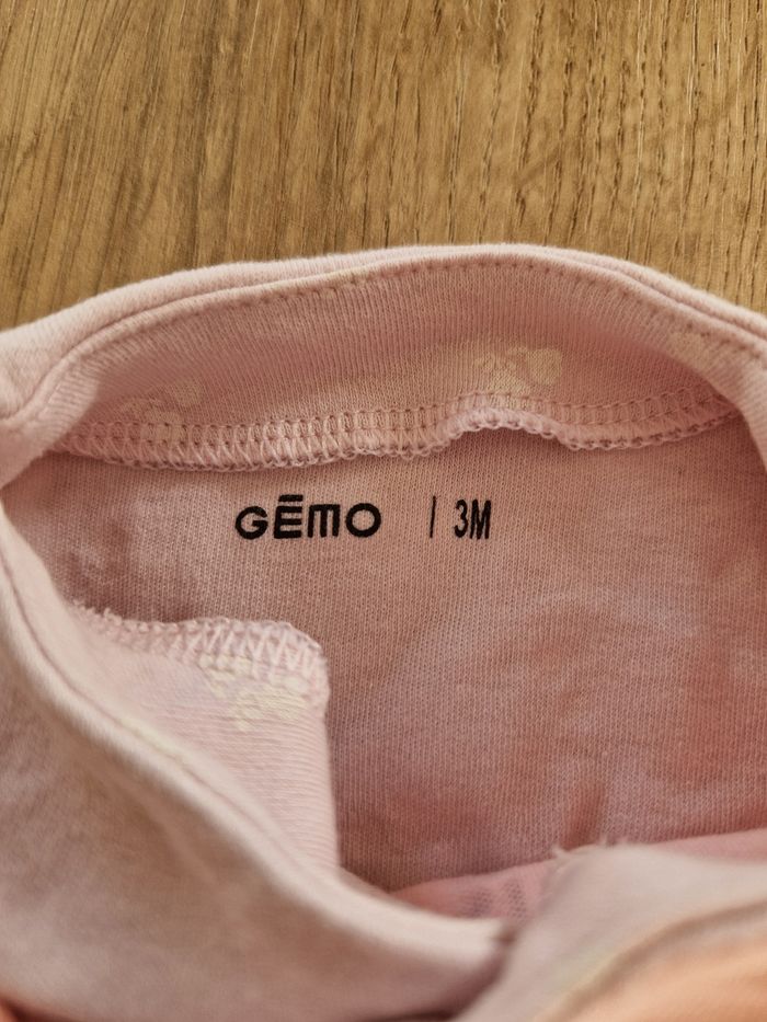 Pyjama rose "petit bonheur de la famille" - 3 mois - photo numéro 3