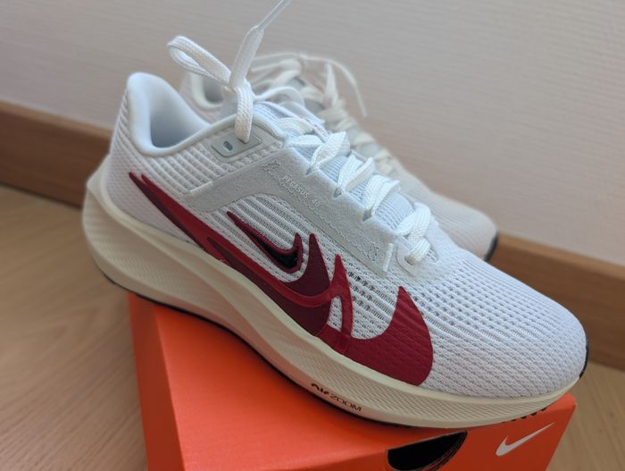 Nike air zoom Pegasus 40 - taille 37,5 - Neuve et authentique - photo numéro 7