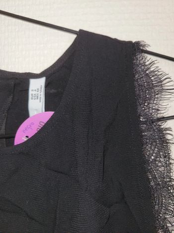Blouse noir avec dentelle