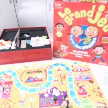 Jeux le grand jeu les p tits incollable