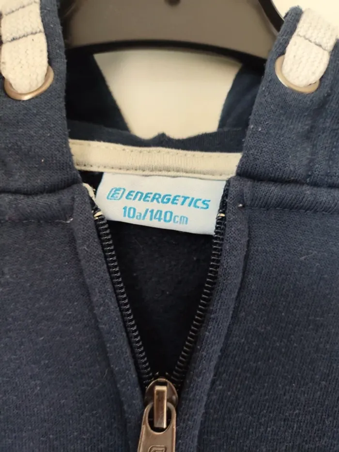 🧥 Gilet zippé bleu marine garçon – Taille 10 ans – Bon état - photo numéro 3