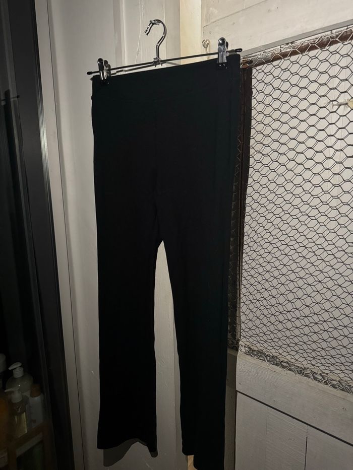 Pantalon pattes d’éléphant court - photo numéro 2