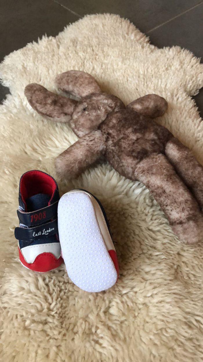 Chaussure 0/3 mois lee Cooper neuve - photo numéro 3