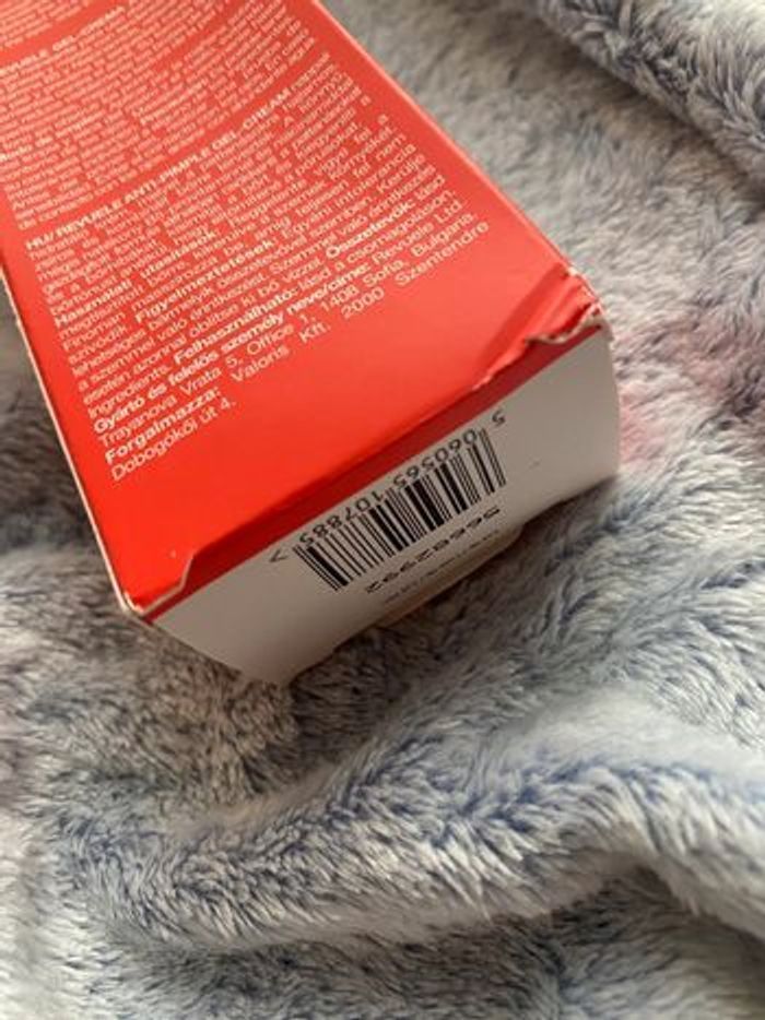 Gel crème anti imperfections jour revuele - photo numéro 2