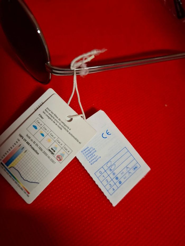 Paire de lunettes de soleil  KAIDI neuve avec étiquette uv400 protection CE - photo numéro 6