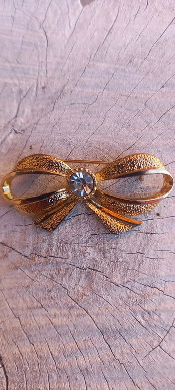 Broche vintage nœud