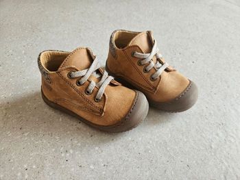 Bottine en cuir