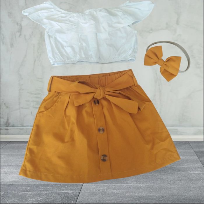Très bel ensemble + accessoire fille 3 ans (100) Shein neuf sans étiquette