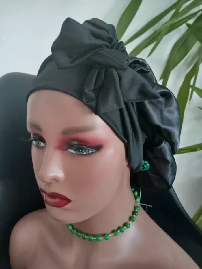 Bonnet noir pour femme 🌿💝 - photo numéro 2