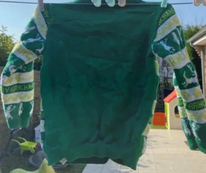 Pull Primark Grinch – 12-18 mois – Très bon état - photo numéro 5